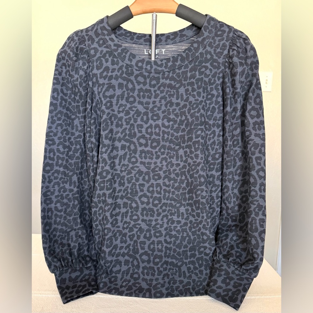 LOFT leopard print long sleeved blouse size x-small